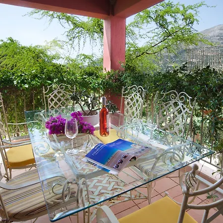 Stamoulis ヴィラ *