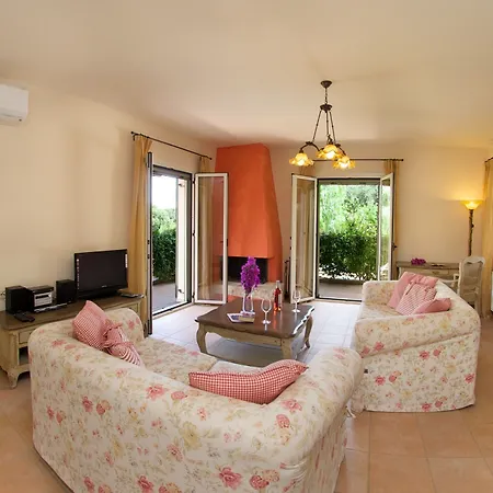 Stamoulis Villa