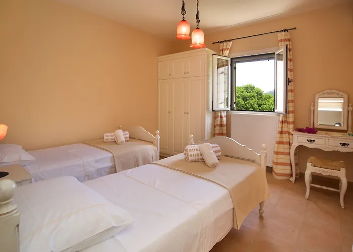 斯塔莫里斯别墅 别墅 *