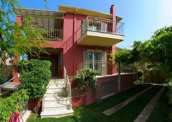 别墅 斯塔莫里斯别墅 *