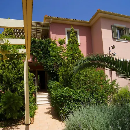 Stamoulis Villa *